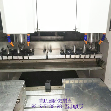 精雕机直排式刀库